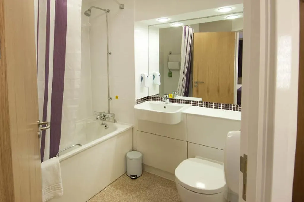 Premier Inn Cardiff City Centre